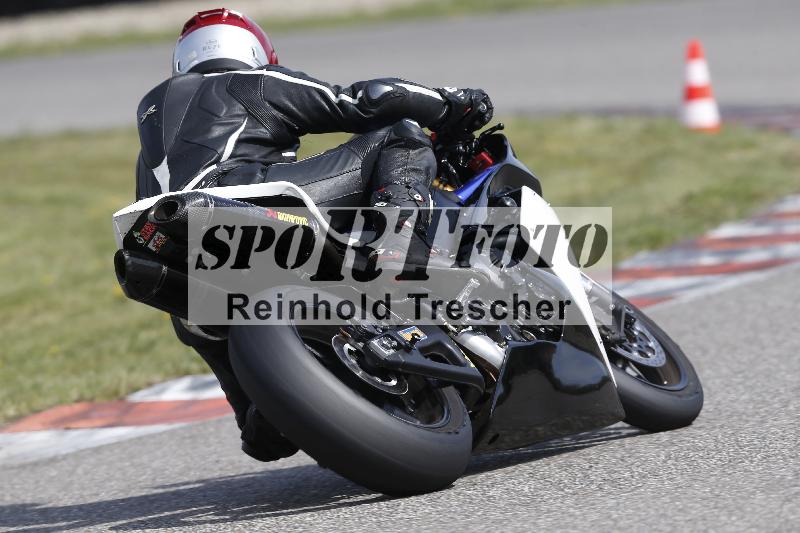 /Archiv-2025/07 19.04.2025 Speer Racing ADR/Gruppe rot/backside